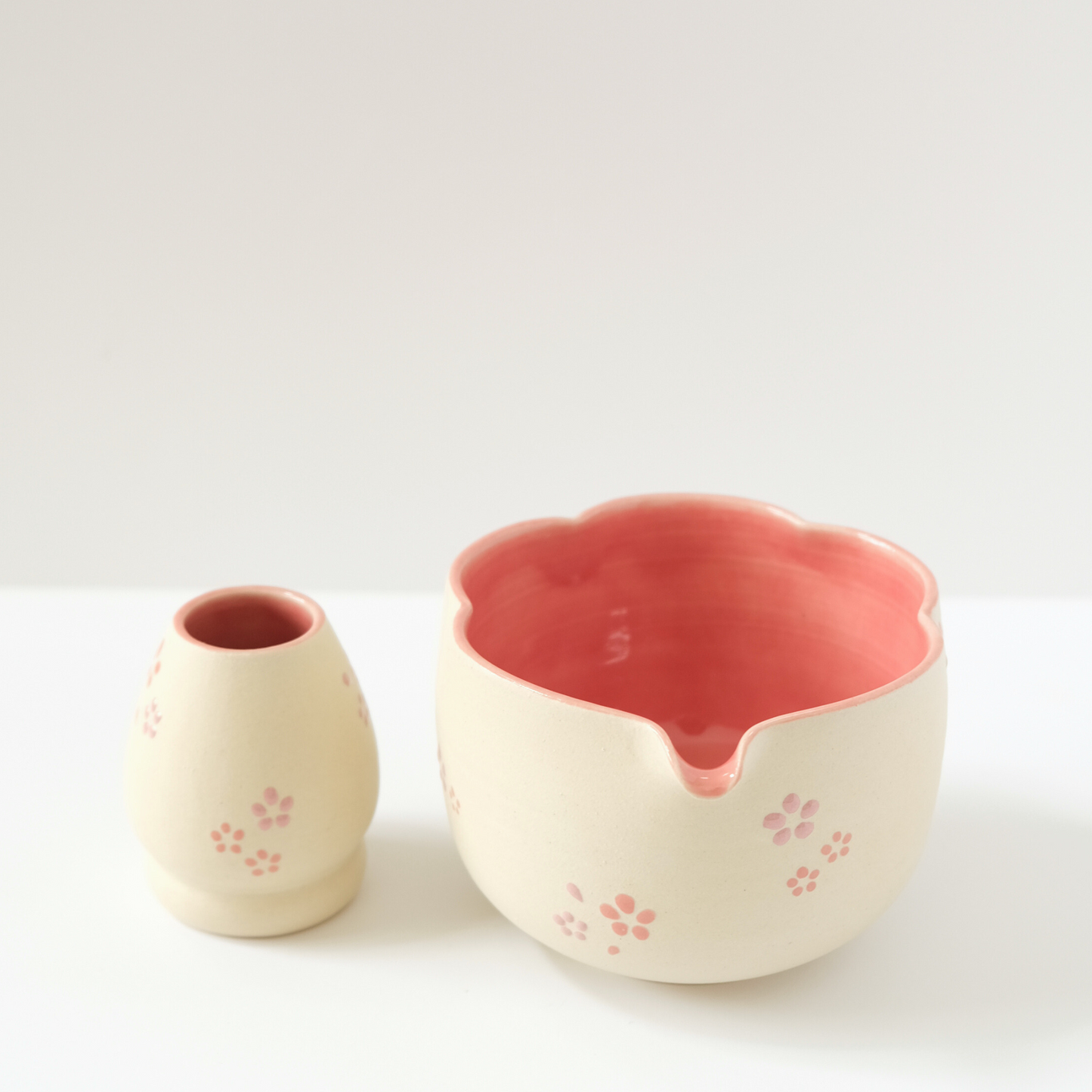 Strawberry Gloss Sakura Flower Matcha Set