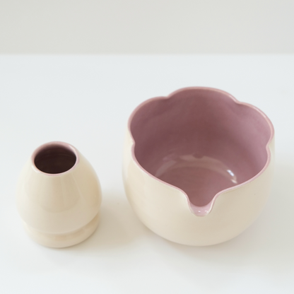 Off-White & Lavender Flower Matcha Set