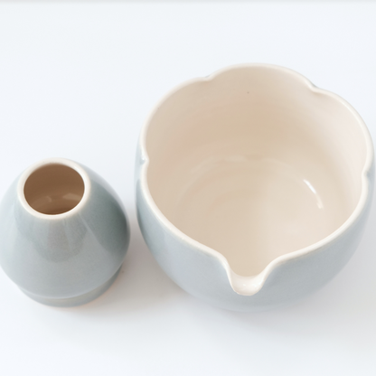 French Blue & Off-White Flower Matcha Set
