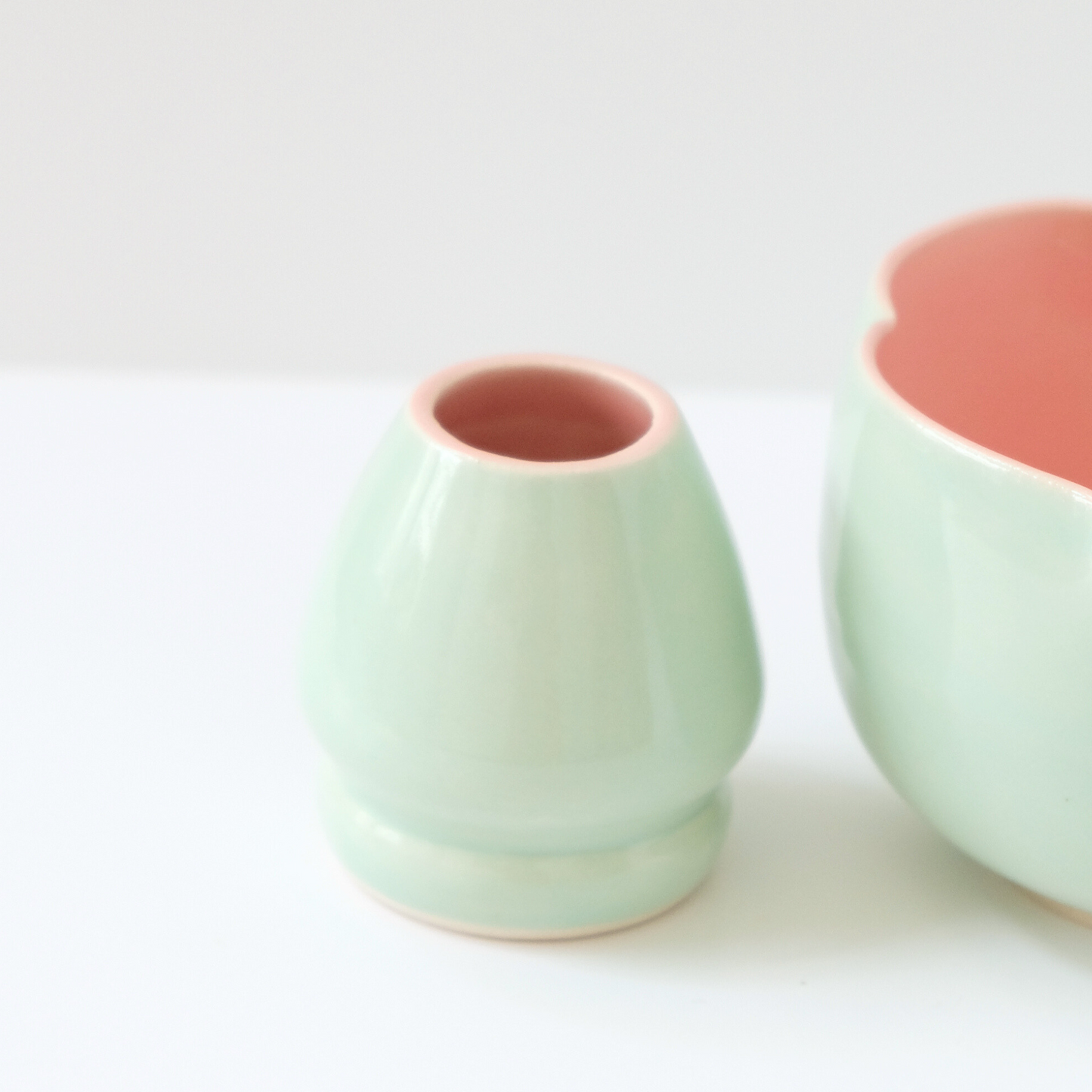Aqua & Pastel Pink Flower Matcha Set